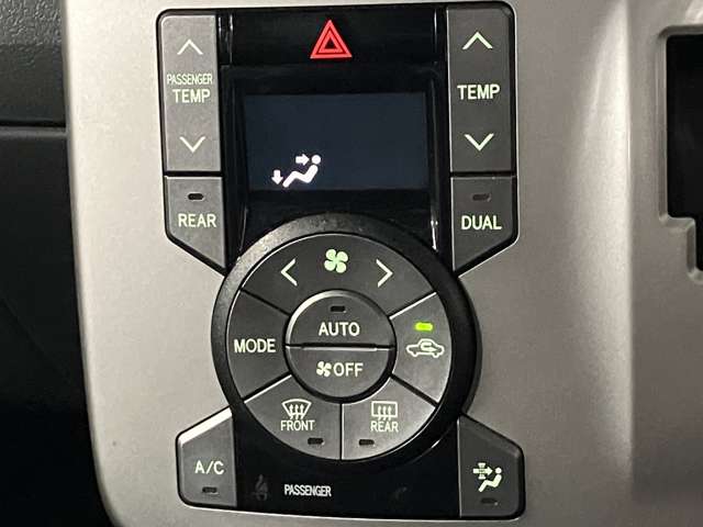 トヨタ ヴォクシー ２．０ ＺＳ ４ＷＤ H20年 (北海道) 99