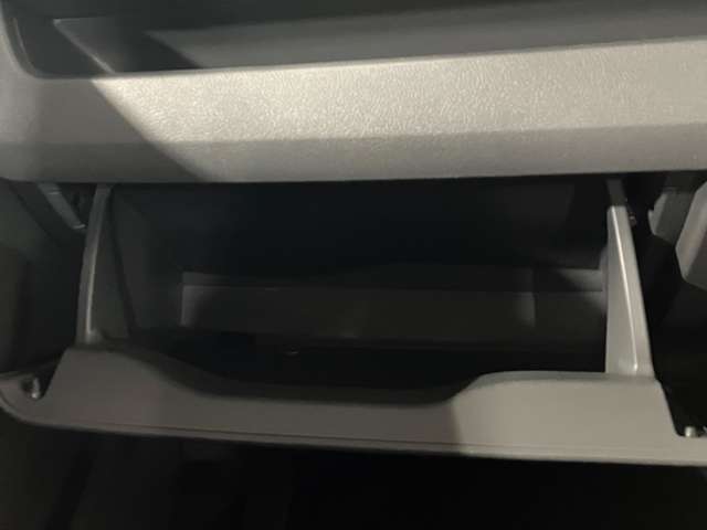 トヨタ ヴォクシー ２．０ ＺＳ ４ＷＤ H20年 (北海道) 99