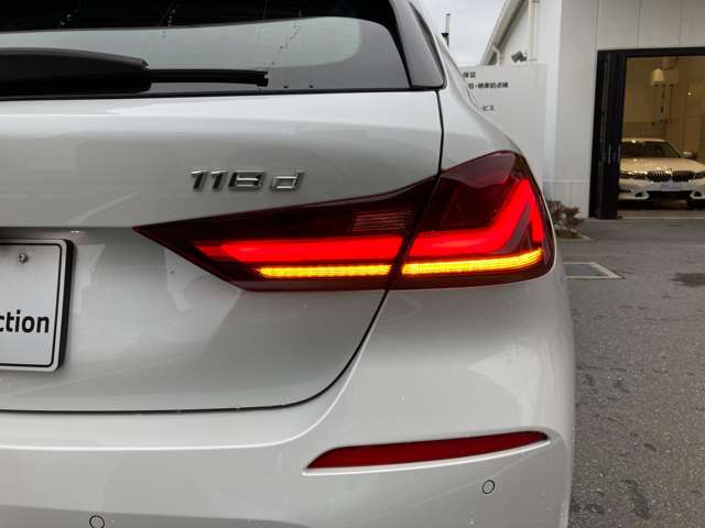 ＢＭＷ １シリーズ １１８Ｄ プレイ エディション ジョイ プラス ディーゼルターボ R3年 (近畿) 99