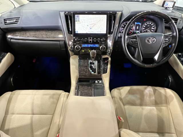 トヨタ アルファード ３．５ エグゼクティブ ラウンジ Ｓ ４ＷＤ R2年 (関東) 99