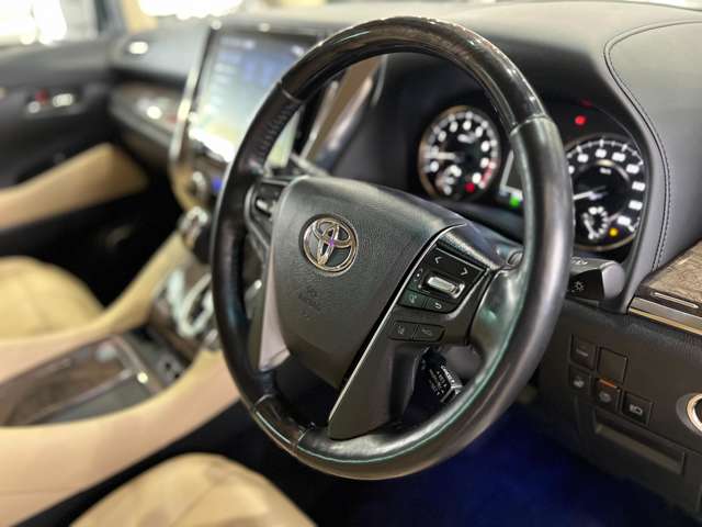 トヨタ アルファード ３．５ エグゼクティブ ラウンジ Ｓ ４ＷＤ R2年 (関東) 99