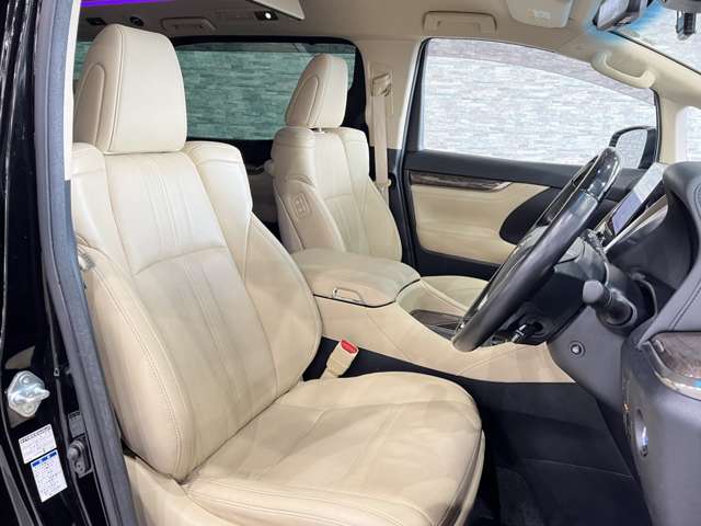 トヨタ アルファード ３．５ エグゼクティブ ラウンジ Ｓ ４ＷＤ R2年 (関東) 99