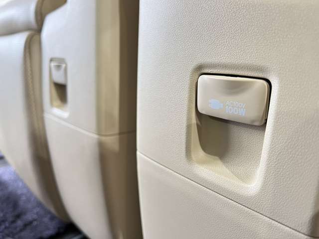 トヨタ アルファード ３．５ エグゼクティブ ラウンジ Ｓ ４ＷＤ R2年 (関東) 99