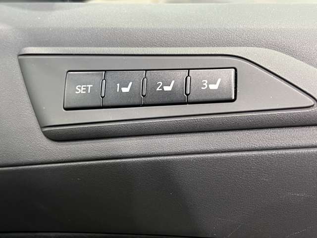 トヨタ ヴェルファイア ３．５ エグゼクティブラウンジ ４ＷＤ H29年 (関東) 99