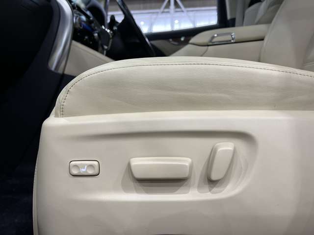 トヨタ ヴェルファイア ３．５ エグゼクティブラウンジ ４ＷＤ H29年 (関東) 99