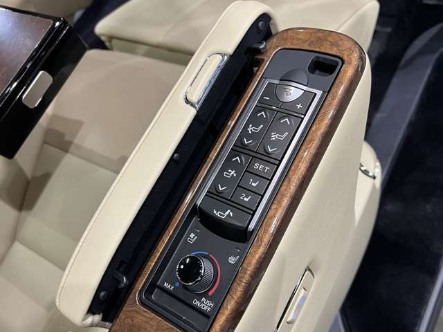 トヨタ ヴェルファイア ３．５ エグゼクティブラウンジ ４ＷＤ H29年 (関東) 99