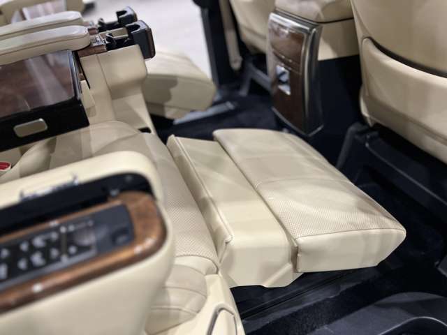 トヨタ ヴェルファイア ３．５ エグゼクティブラウンジ ４ＷＤ H29年 (関東) 99