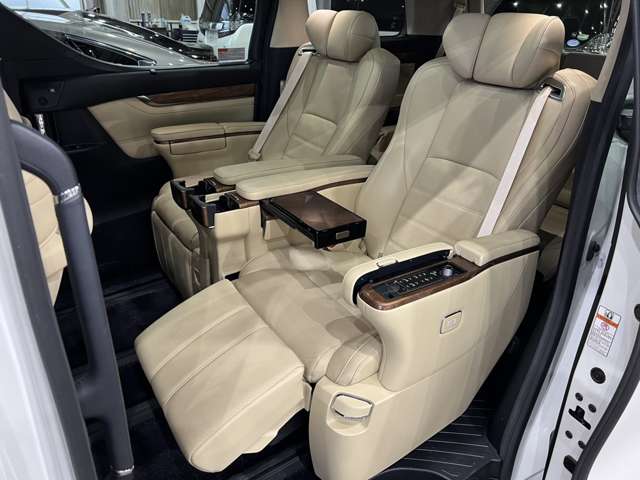 トヨタ ヴェルファイア ３．５ エグゼクティブラウンジ ４ＷＤ H29年 (関東) 99