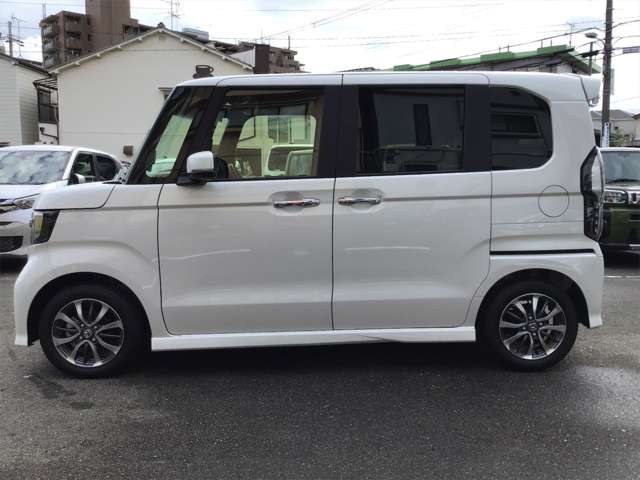 ホンダ Ｎ　ＢＯＸ カスタム ６６０ Ｌ R5年 (近畿) 99