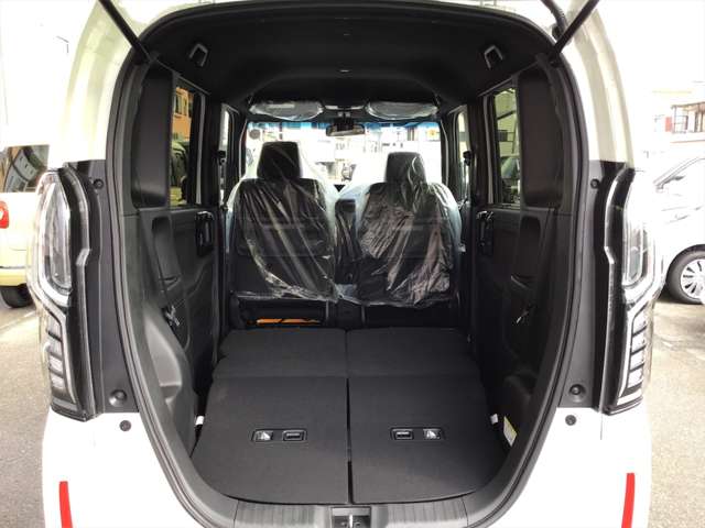 ホンダ Ｎ　ＢＯＸ カスタム ６６０ Ｌ R5年 (近畿) 99