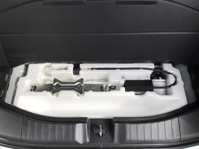 ホンダ Ｎ　ＢＯＸ カスタム ６６０ Ｌ R5年 (近畿) 99