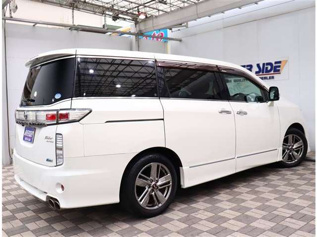 日産 エルグランド ２．５ ライダー H23年 (関東) 99