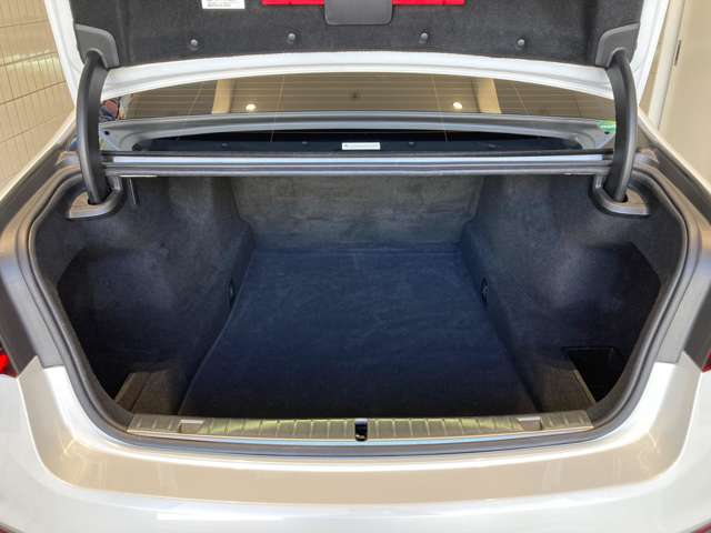 ＢＭＷ ７シリーズ ７４０Ｄ Ｘドライブ Ｍスポーツ ディーゼルターボ ４ＷＤ R3年 (近畿) 99