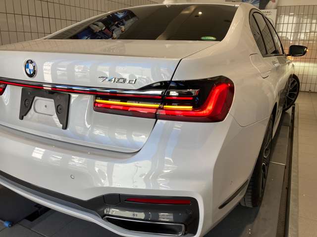 ＢＭＷ ７シリーズ ７４０Ｄ Ｘドライブ Ｍスポーツ ディーゼルターボ ４ＷＤ R3年 (近畿) 99