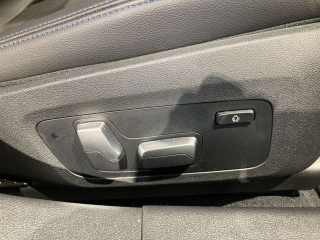 ＢＭＷ ４シリーズ ４２０Ｉ Ｍスポーツ R4年 (近畿) 99