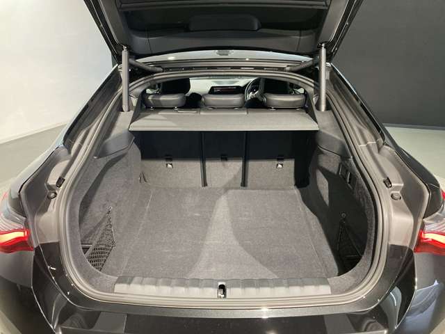 ＢＭＷ ４シリーズ ４２０Ｉ Ｍスポーツ R4年 (近畿) 99