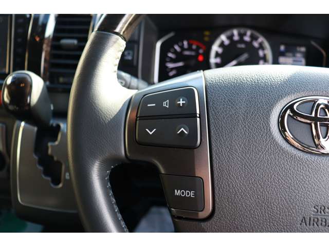 トヨタ ハイエースバン ２．８ スーパーＧＬ ダークプライムＩＩ ロングボディ ディーゼルターボ R4年 (東海) 99