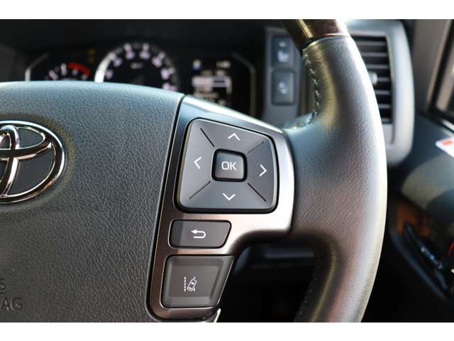 トヨタ ハイエースバン ２．８ スーパーＧＬ ダークプライムＩＩ ロングボディ ディーゼルターボ R4年 (東海) 99