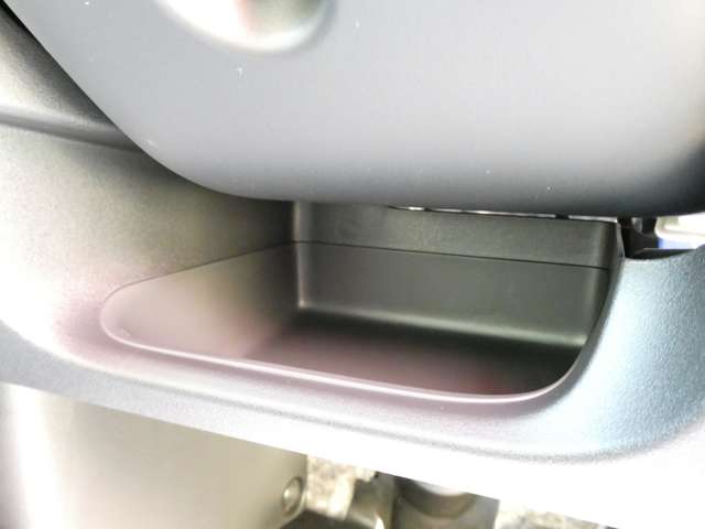 ホンダ Ｎ　ＢＯＸ カスタム ６６０ ターボ R5年 (関東) 99