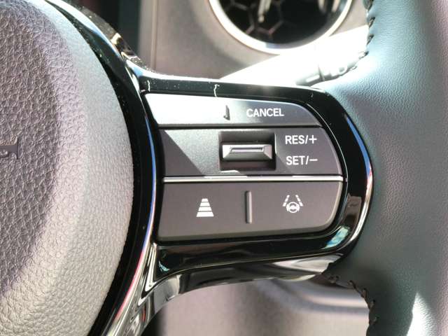 ホンダ Ｎ　ＢＯＸ カスタム ６６０ ターボ R5年 (関東) 99