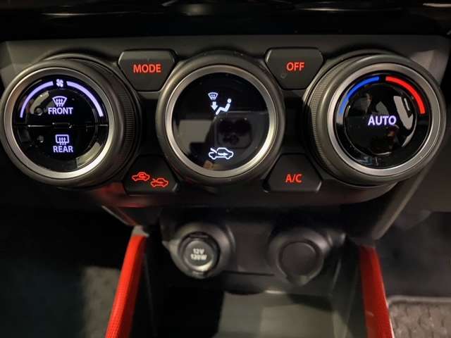 スズキ スイフト スポーツ １．４ セーフティパッケージ装着車 R1年 (北海道) 99