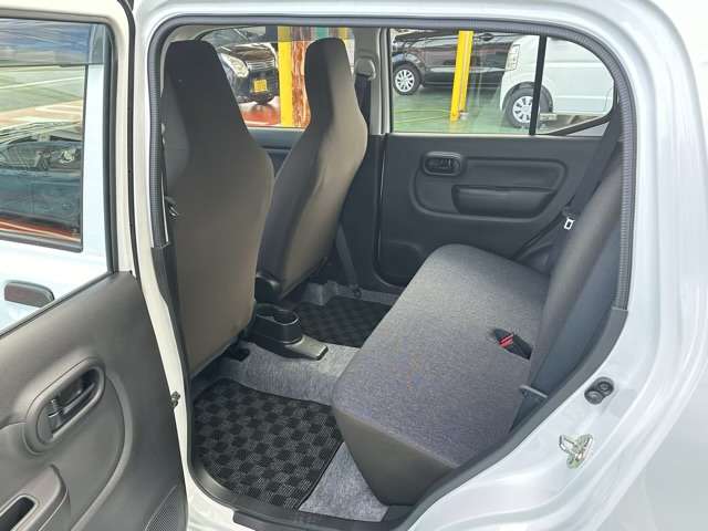 スズキ アルト ６６０ Ａ R4年 (東海) 99