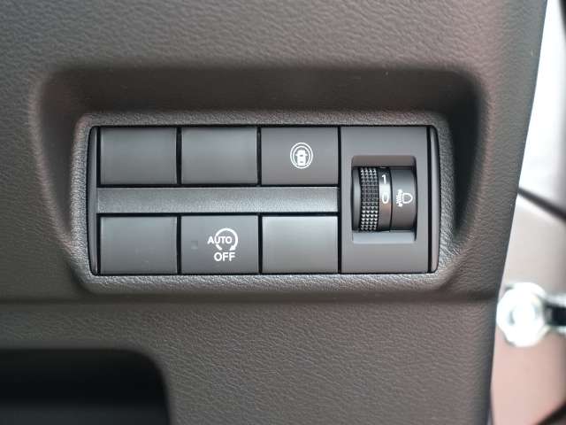 日産 デイズ ６６０ Ｘ R5年 (東海) 99