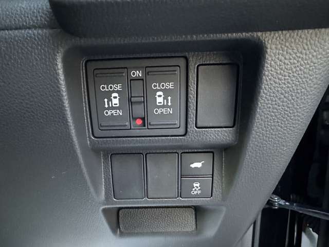 ホンダ ステップワゴン １．５ スパーダ プレミアムライン R5年 (関東) 99