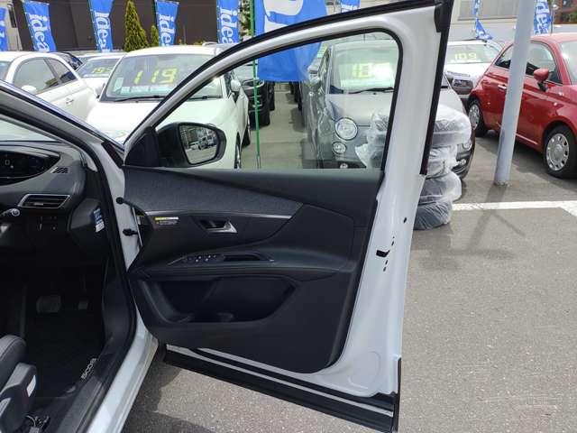 プジョー ５００８ アリュール H30年 (東北) 99