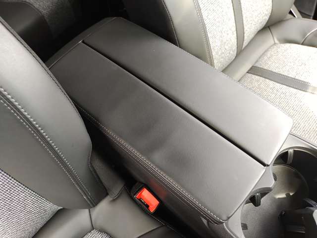 プジョー ５００８ アリュール H30年 (東北) 99