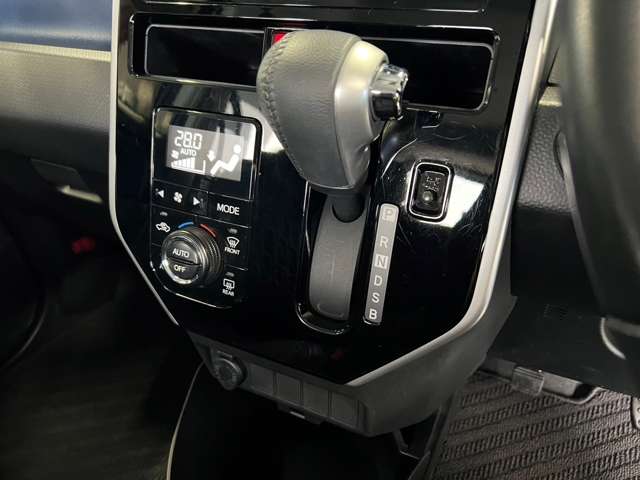 トヨタ タンク １．０ カスタム Ｇ H30年 (東北) 99