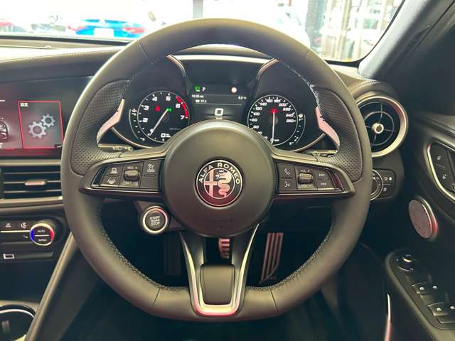 アルファロメオ ジュリア ２．０ ターボ ヴェローチェ R5年 (東北) 99