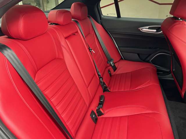 アルファロメオ ジュリア ２．０ ターボ ヴェローチェ R5年 (東北) 99