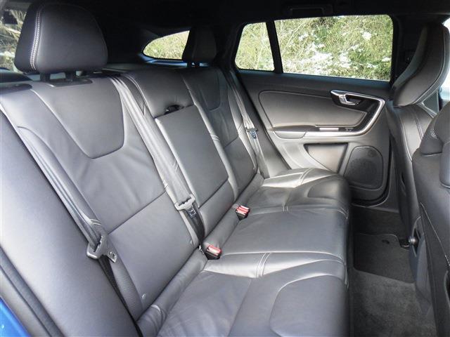 ボルボ Ｖ６０ Ｄ４ Ｒデザイン ディーゼルターボ H29年 (東北) 99