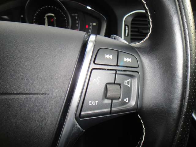 ボルボ Ｖ６０ Ｄ４ Ｒデザイン ディーゼルターボ H29年 (東北) 99