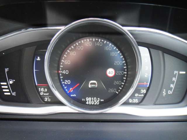 ボルボ Ｖ６０ Ｄ４ Ｒデザイン ディーゼルターボ H29年 (東北) 99