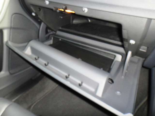 ボルボ Ｖ６０ Ｄ４ Ｒデザイン ディーゼルターボ H29年 (東北) 99