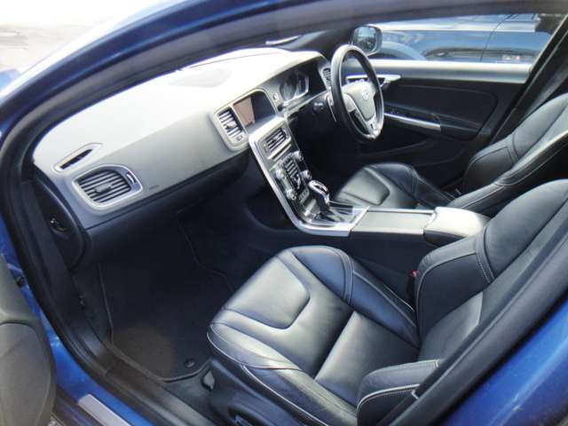 ボルボ Ｖ６０ Ｄ４ Ｒデザイン ディーゼルターボ H29年 (東北) 99