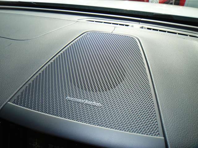 ボルボ ＸＣ６０ Ｂ５ ＡＷＤ インスクリプション ４ＷＤ R3年 (東北) 99