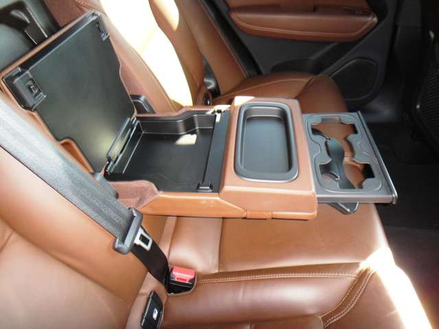 ボルボ ＸＣ６０ Ｂ５ ＡＷＤ インスクリプション ４ＷＤ R3年 (東北) 99