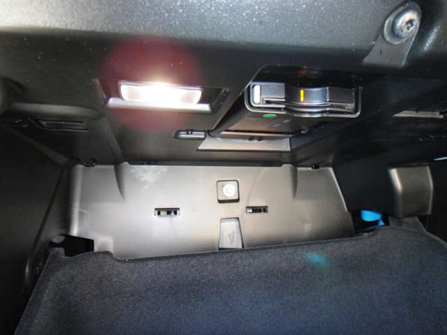 ボルボ ＸＣ６０ Ｂ５ ＡＷＤ インスクリプション ４ＷＤ R3年 (東北) 99