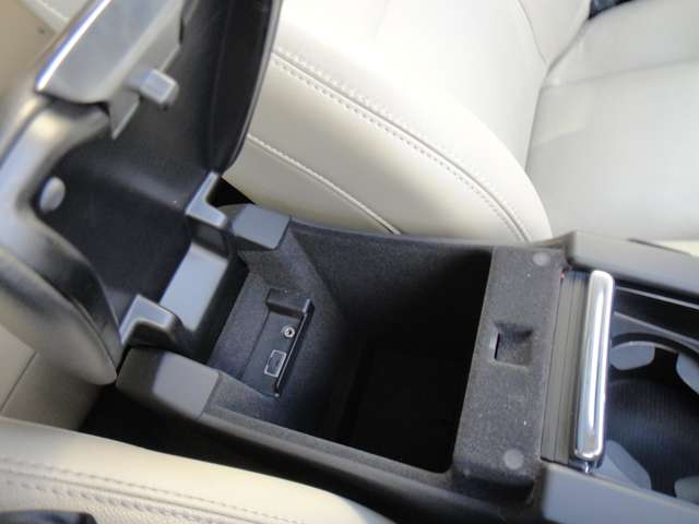 ボルボ Ｖ６０クロスカントリー Ｄ４ クラシック ディーゼルターボ H30年 (東北) 99