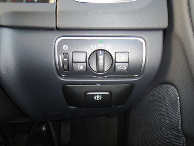 ボルボ Ｖ６０クロスカントリー Ｄ４ クラシック ディーゼルターボ H30年 (東北) 99