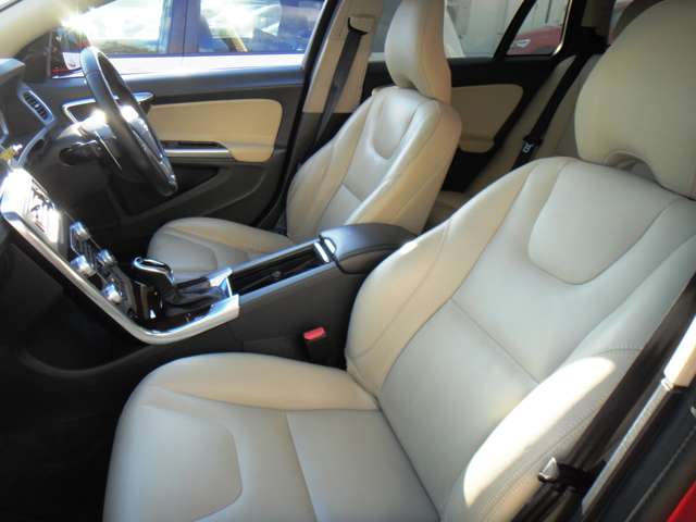 ボルボ Ｖ６０クロスカントリー Ｄ４ クラシック ディーゼルターボ H30年 (東北) 99