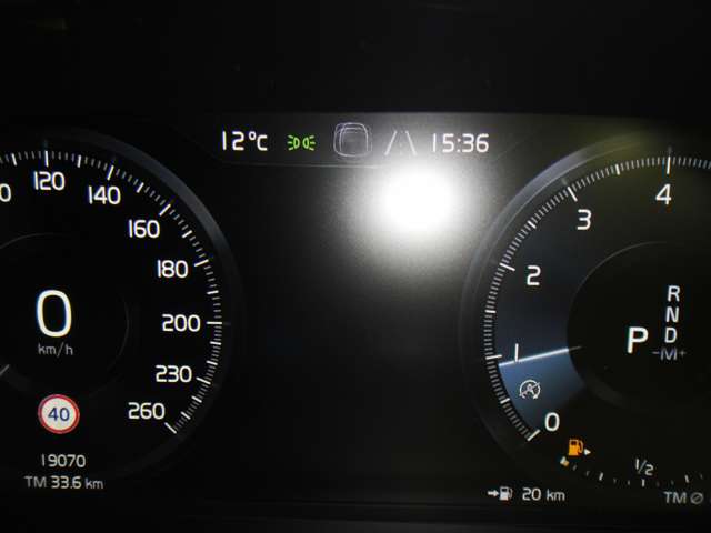 ボルボ ＸＣ４０ Ｔ４ ＡＷＤ インスクリプション ４ＷＤ R1年 (東北) 99