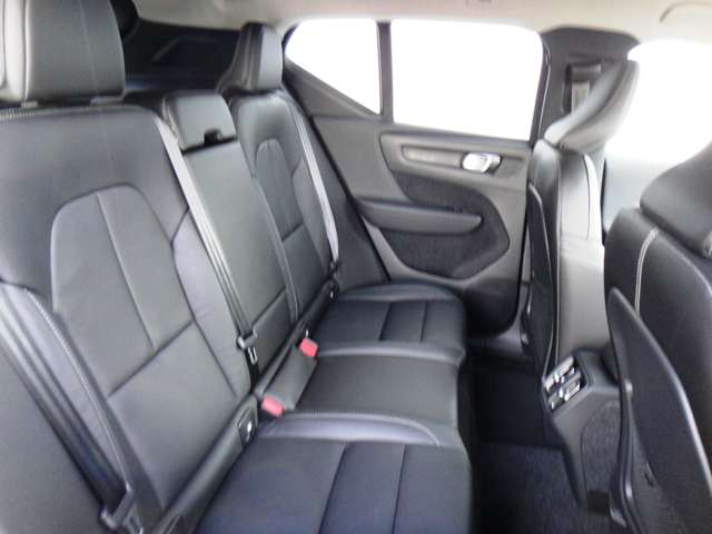 ボルボ ＸＣ４０ Ｔ４ ＡＷＤ インスクリプション ４ＷＤ R1年 (東北) 99