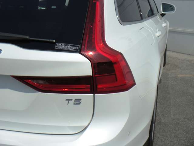 ボルボ Ｖ９０ Ｔ５　モメンタム H29年 (東北) 99