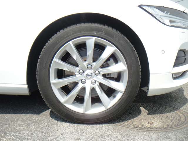 ボルボ Ｖ９０ Ｔ５　モメンタム H29年 (東北) 99