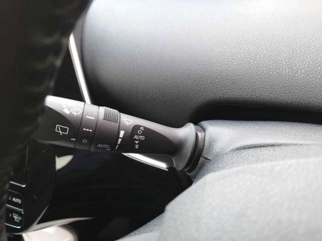 トヨタ プリウス １．８ Ａ H28年 (関東) 99