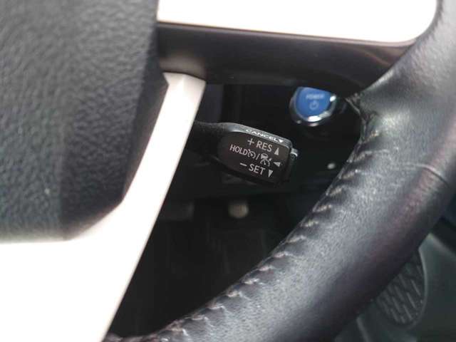 トヨタ プリウス １．８ Ａ H28年 (関東) 99